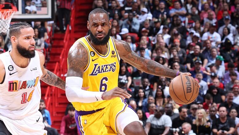 Lakers' LeBron James Questionable Vs. Hawks - Hoops Wire